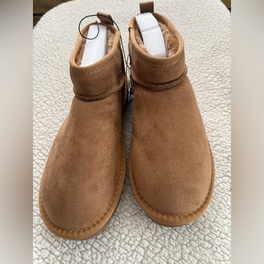 Maurice’s supercush Charlie chestnut ankle boot women’s 10